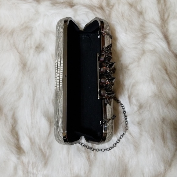 Crossbody Rocker Purse - Picture 3 of 7